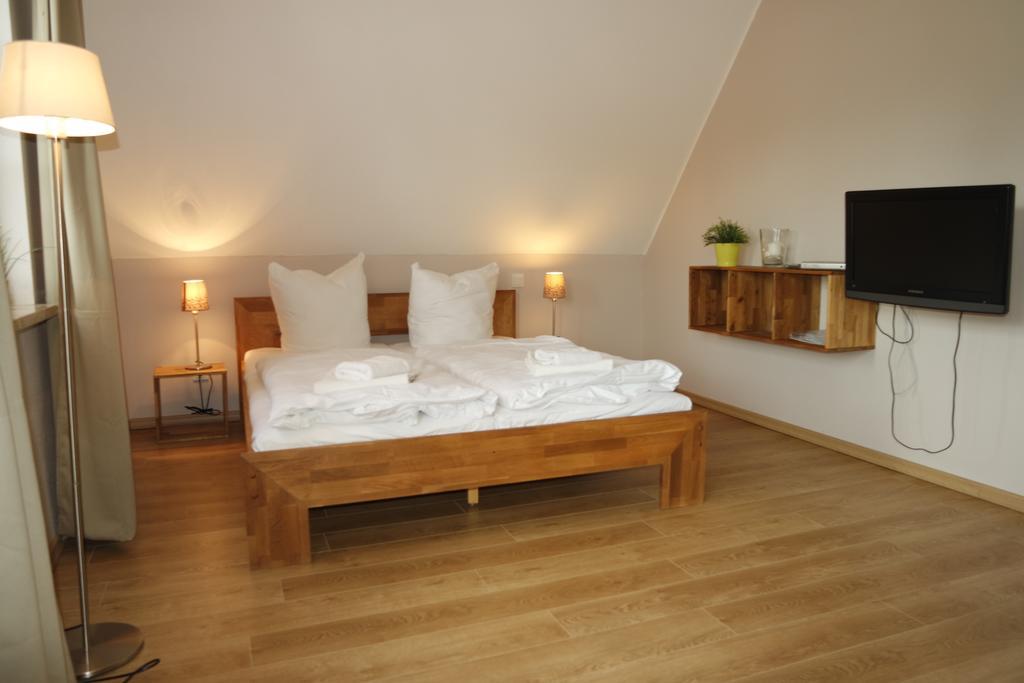 Appartements Fischerhus โกลเวอ ภายนอก รูปภาพ